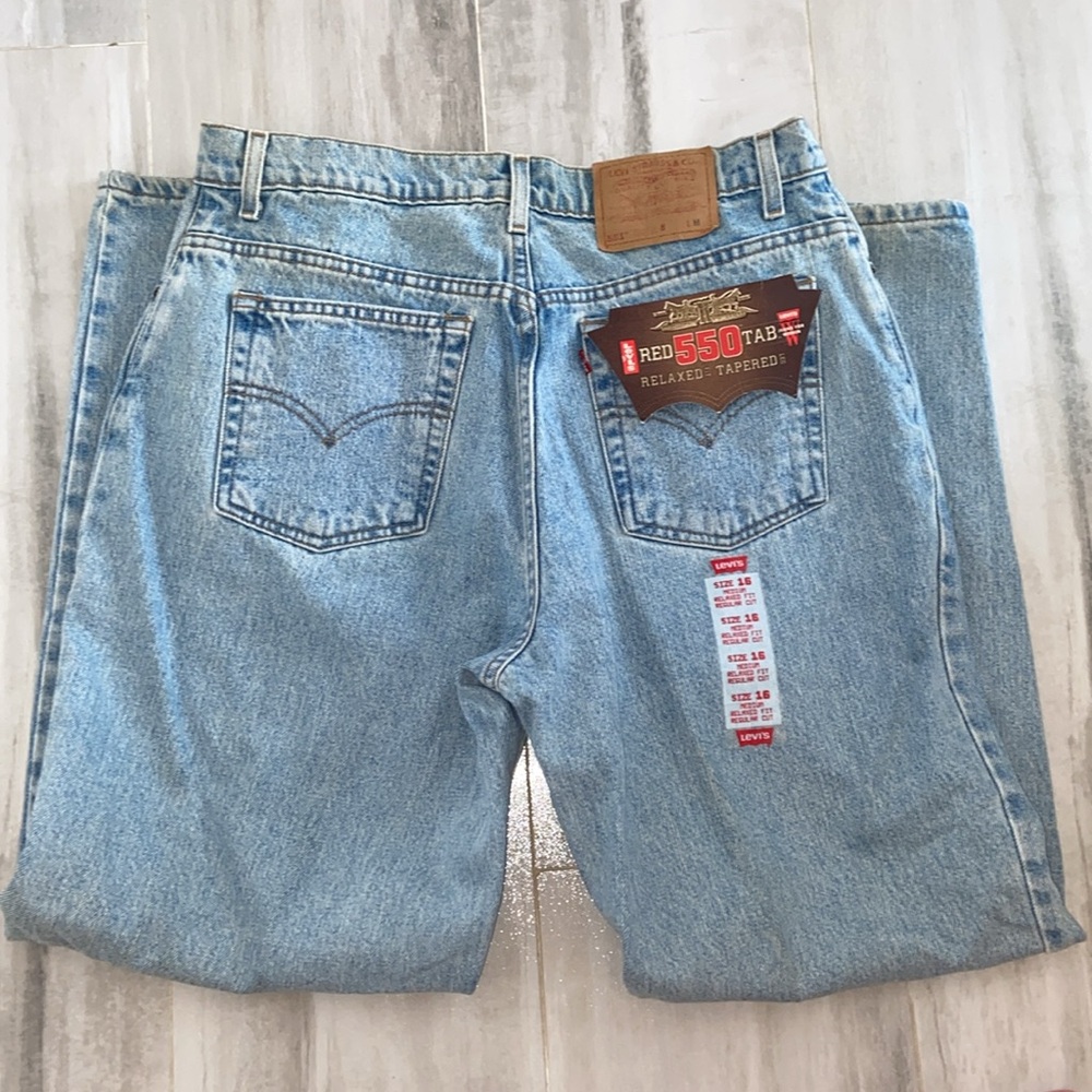 Vtg. Levi’s 551 Relaxed & Tapered Acid Wash (1997), 32x30, NWT, $69 MSRP - Picture 4 of 14